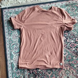 Vuori Men's Short Sleeve Tee in Copper